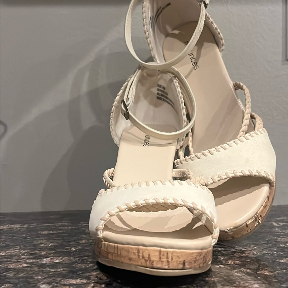 Maurice’s brand cream wedge 4” sandals, size 8